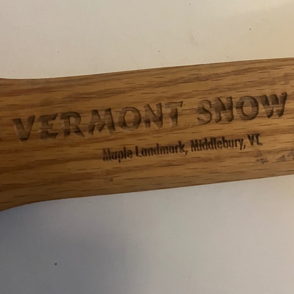 The Vermont Snow Scraper - Oak, 20.1" x 4" x 0.7" Windshield Cleaner - Picture 2 of 9